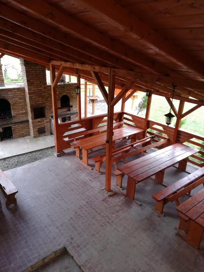 Pensiunea Colt Alb Ocolis Buitenkant foto